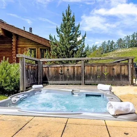 Chalet Le Grillon By Interhome *