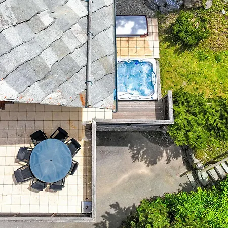 Chalet Le Grillon By Interhome *