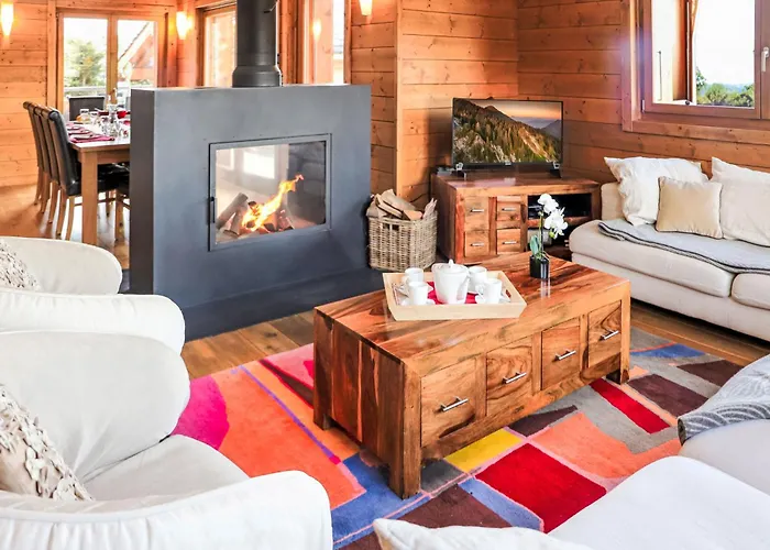 샬레 Le Grillon By Interhome