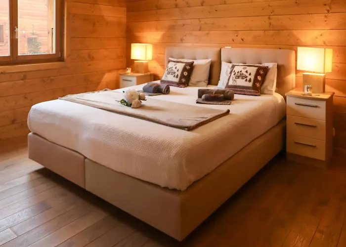 Le Grillon By Interhome