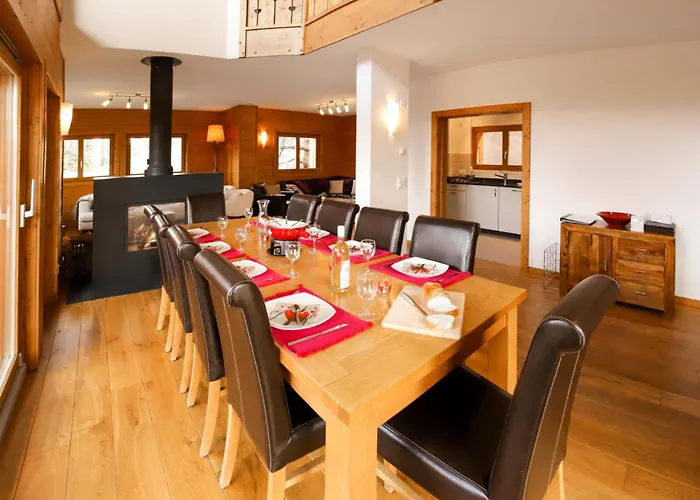 Le Grillon By Interhome