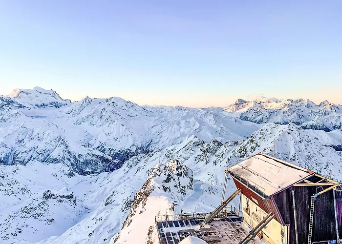 Le Grillon By Interhome