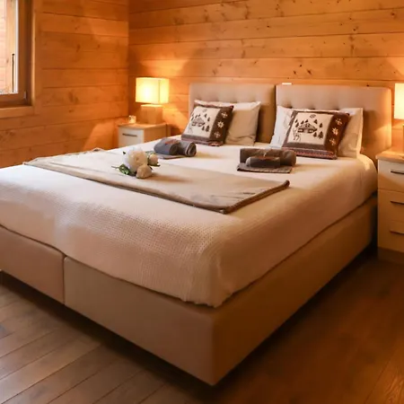Le Grillon By Interhome